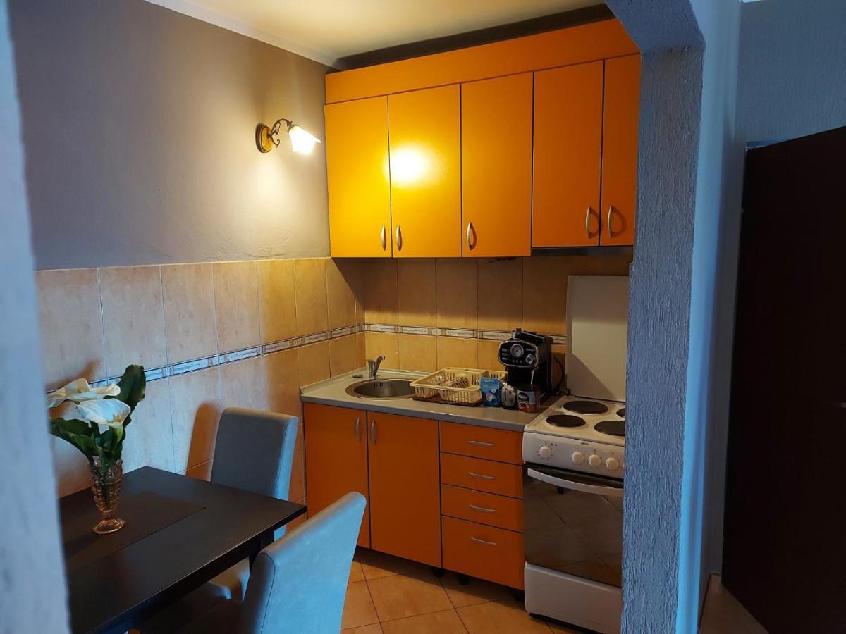 Stiks Apartment Radanovići Екстериор снимка